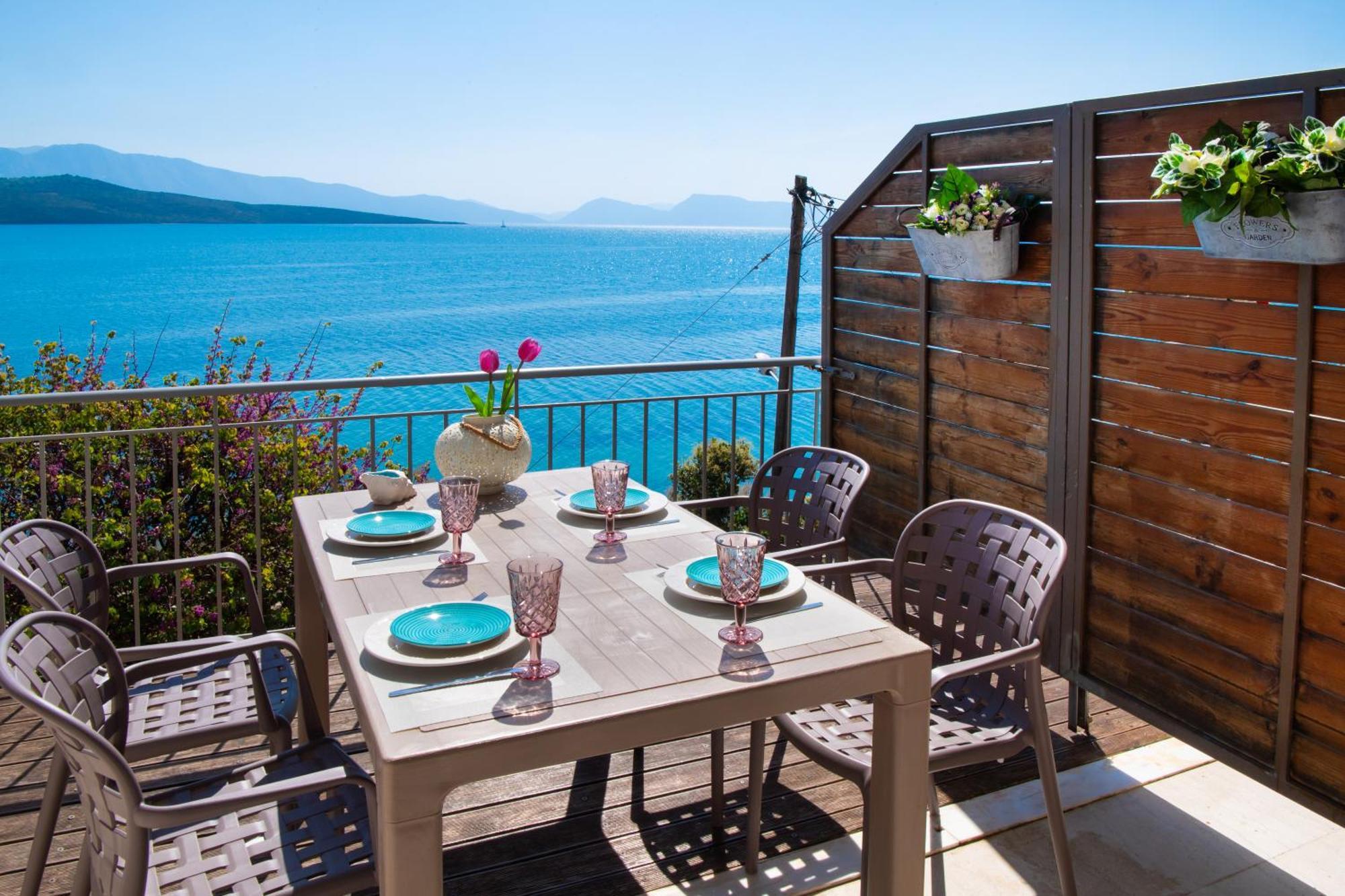 Meteora Suites 尼基亚娜 外观 照片