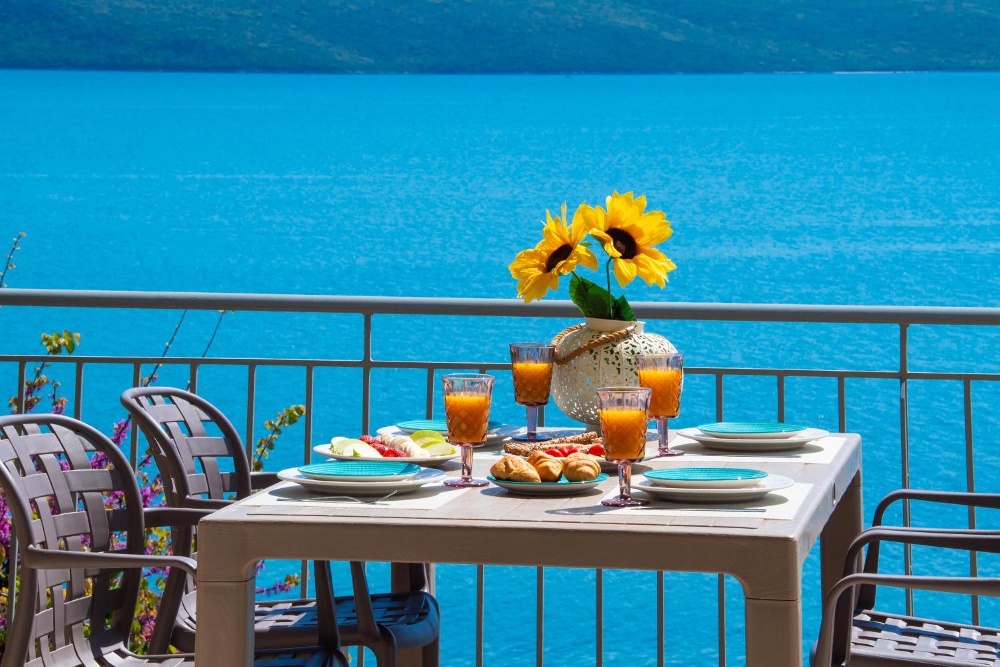 Meteora Suites 尼基亚娜 外观 照片